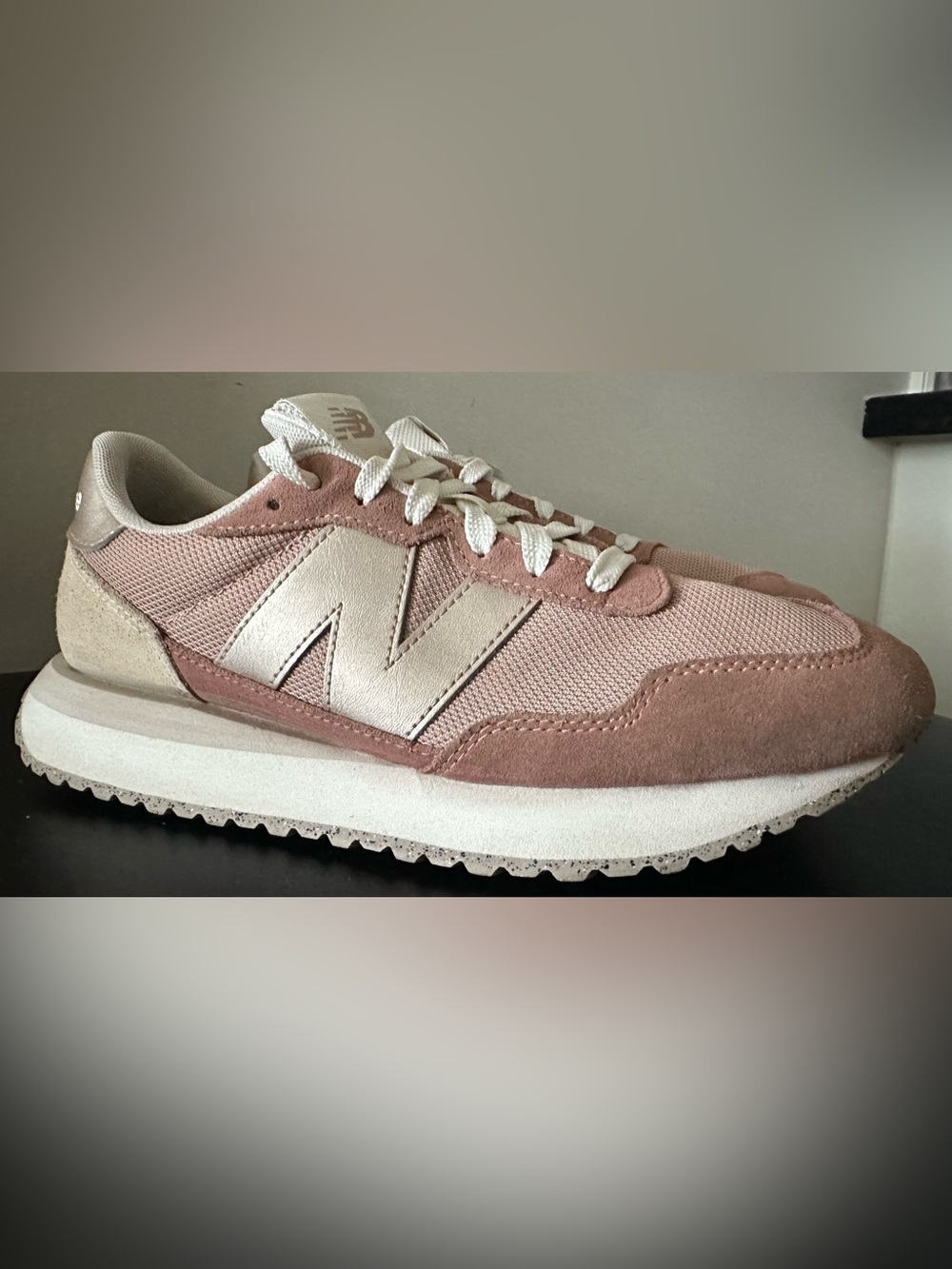 New Balance 237 Blush Pink Rose Gold Sneakers Women’s 9 WS237MSC